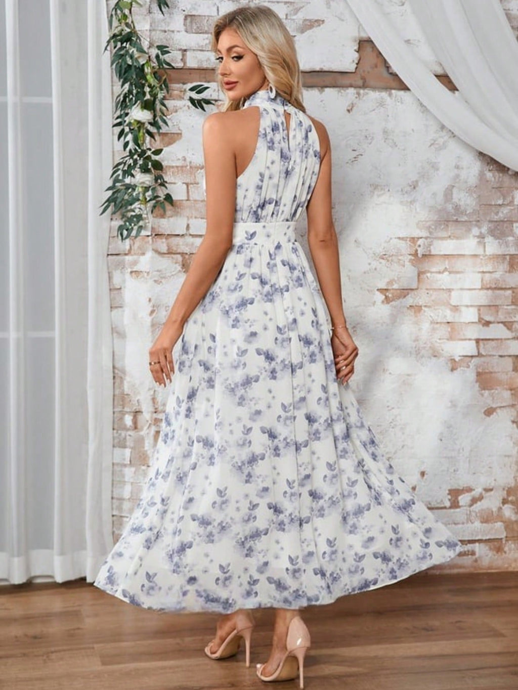 A-Line Halter High Neck Tea-Length Chiffon Cocktail Dress