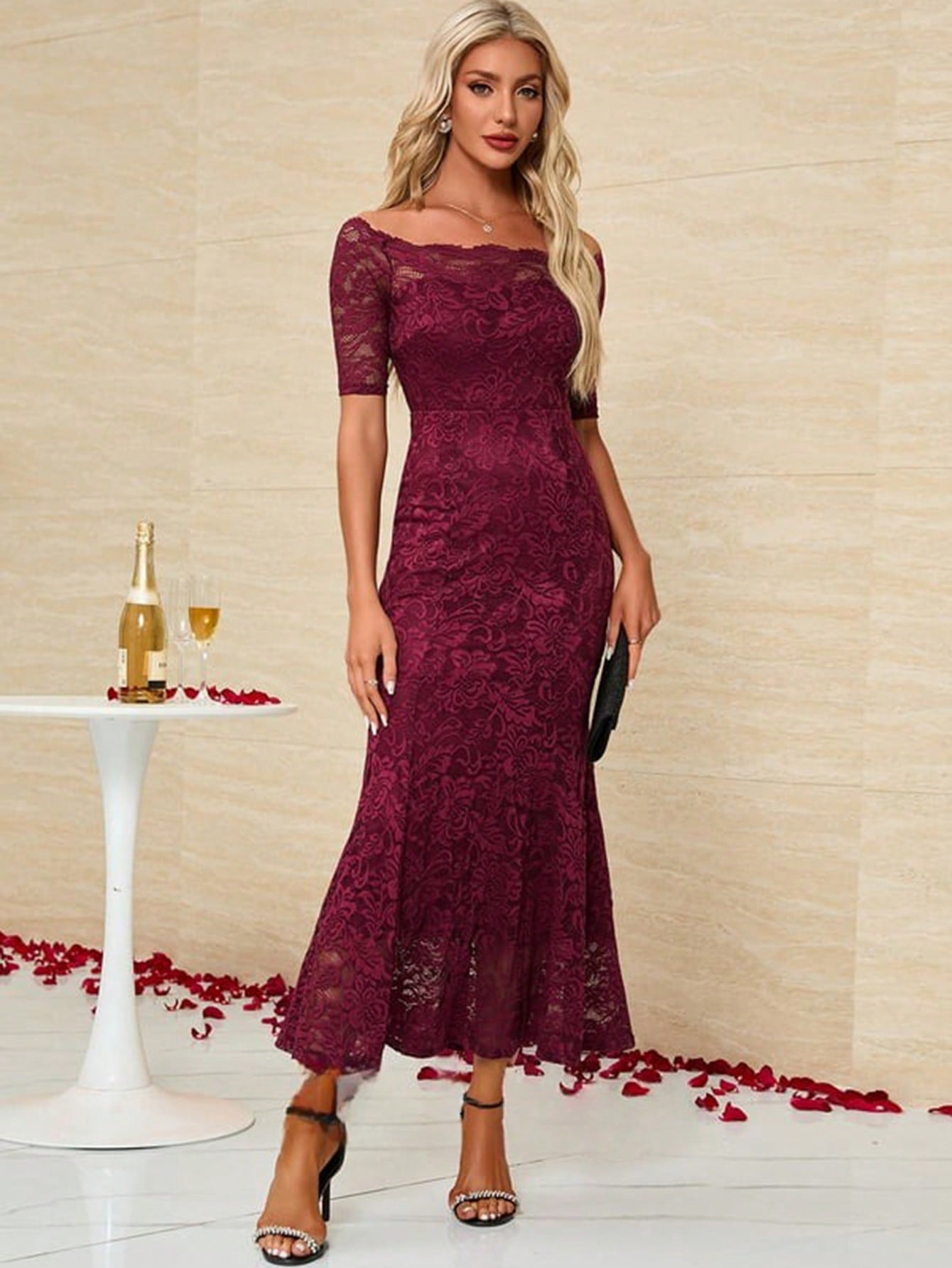 Off The Shoulder Trumpet/Mermaid Lace Maxi Dress