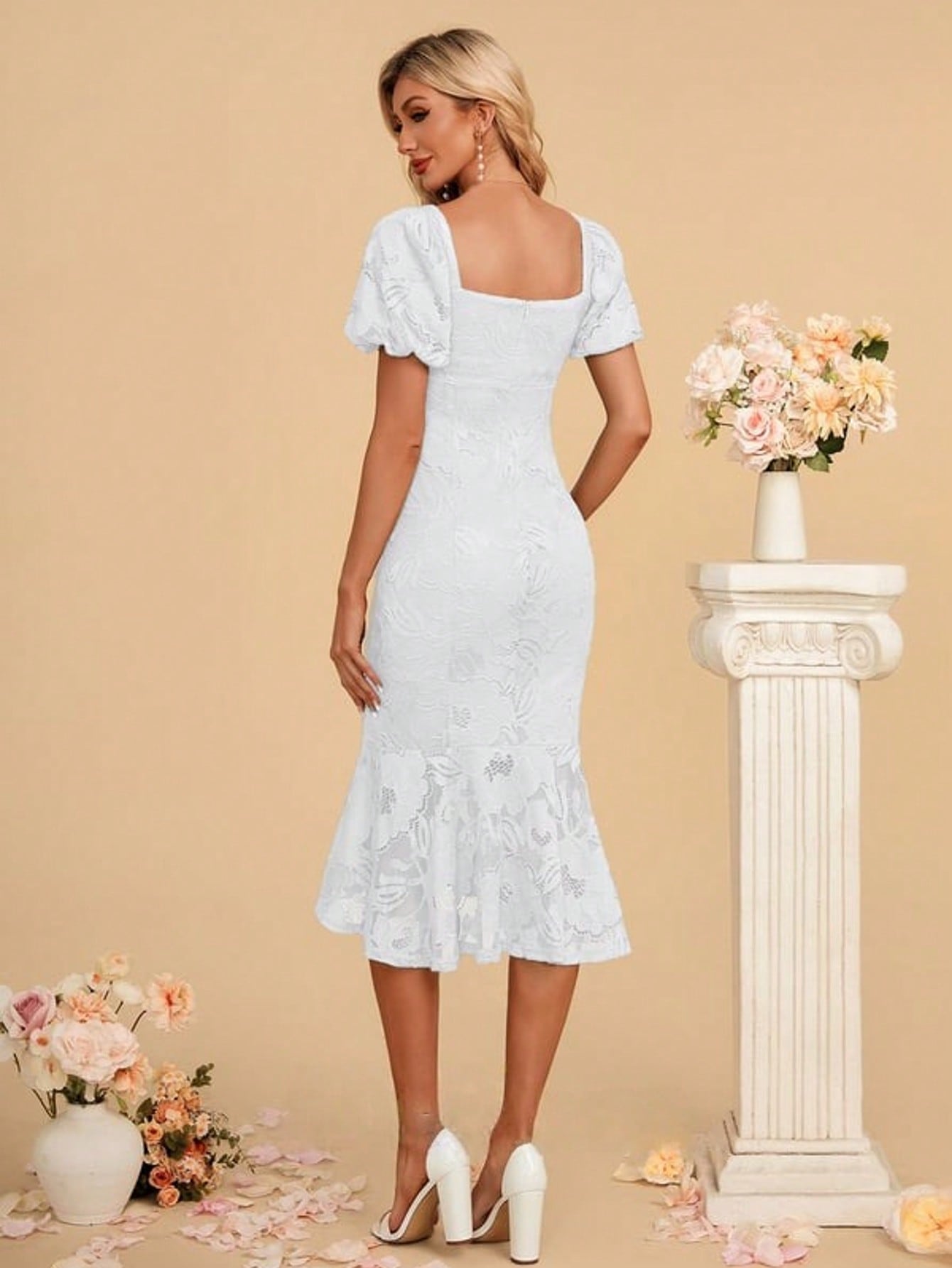 Trumpet/Mermaid Square Tea-Length Lace Cocktail Dress