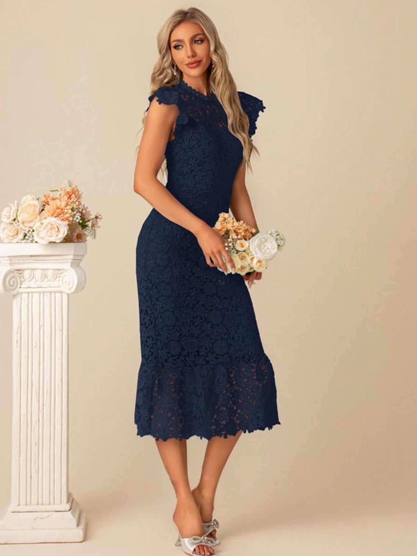 Trumpet/Mermaid High Neck Illusion Tea-Length Lace Cocktail Dress