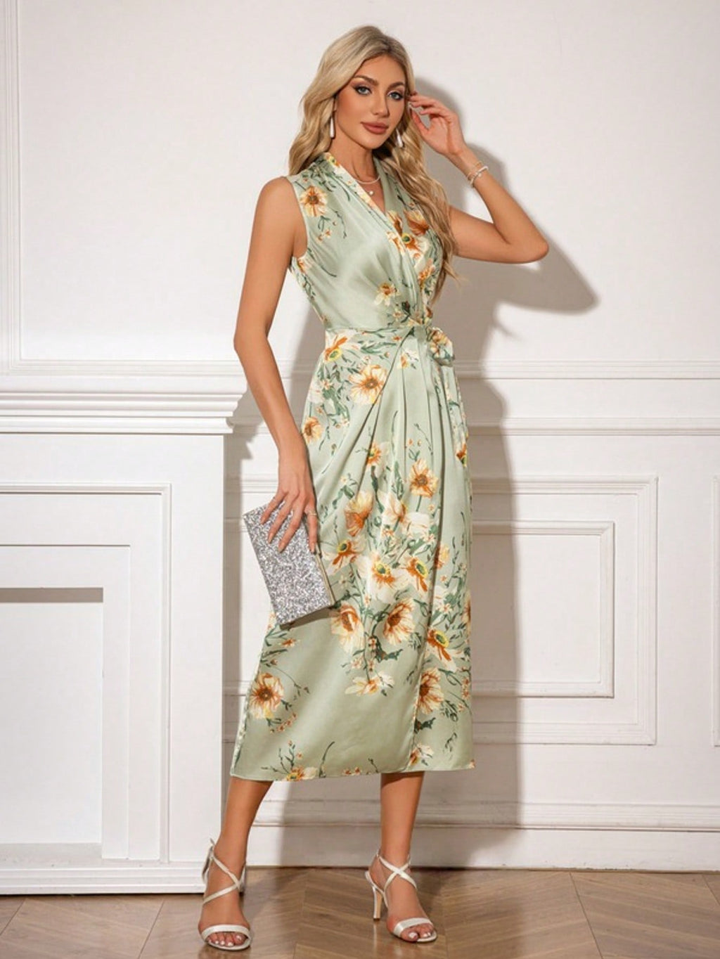 Floral Print V-Neck Sheath/Column Satin Midi Dress