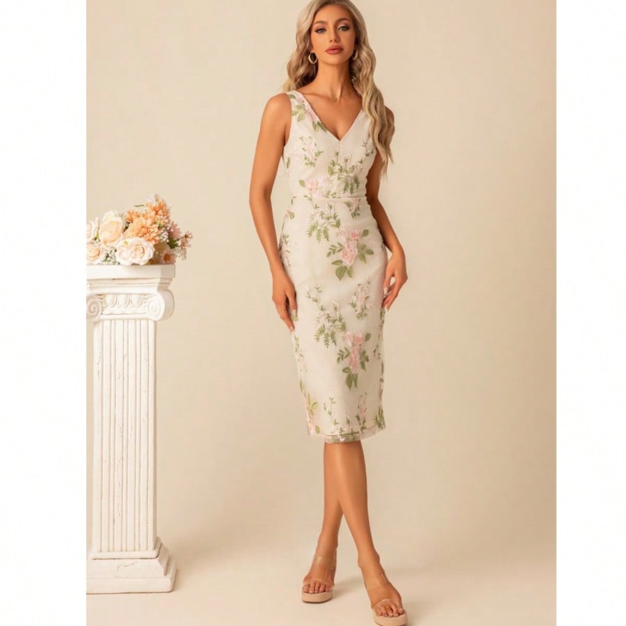 Sheath/Column V-Neck Knee-Length Tulle Lace Cocktail Dress For Summer & Fall Women's Dress