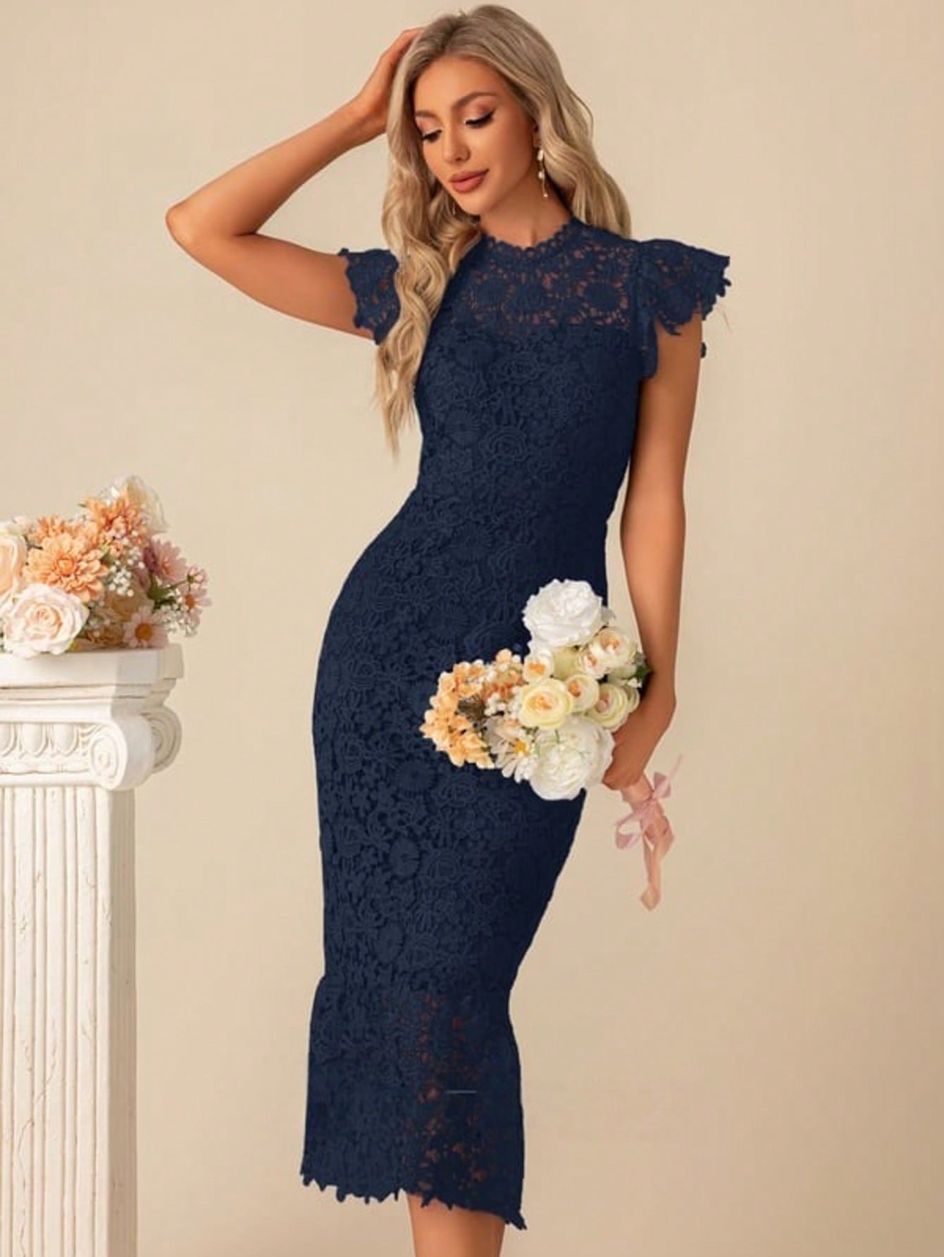 Trumpet/Mermaid High Neck Illusion Tea-Length Lace Cocktail Dress